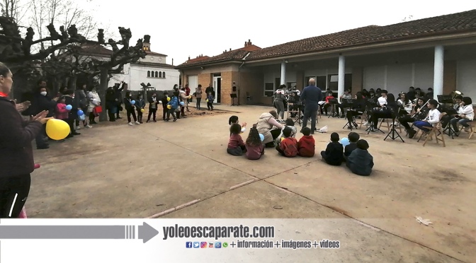 Concierto por la paz de la Banda infantil de la Escuela de música de San Adrián